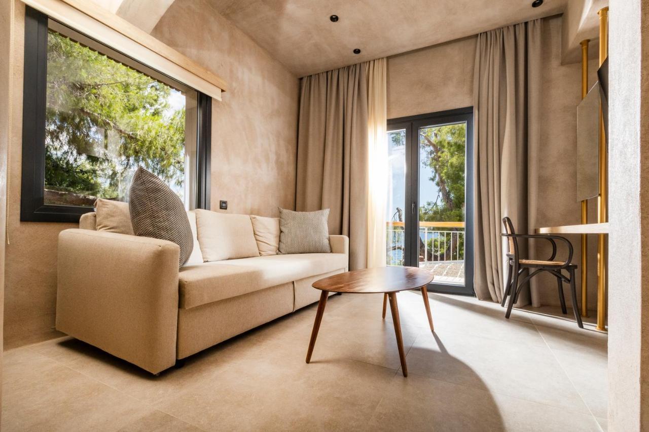 נאוס מרמרס Medusa Luxury Suites מראה חיצוני תמונה
